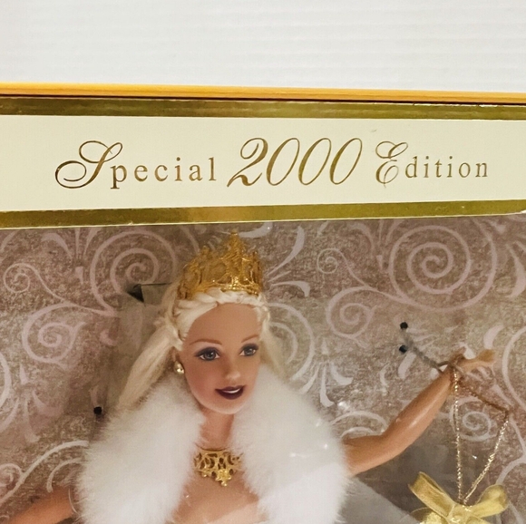 NIB Vintage Celebration Barbie Special 2000 Edition A MUST SEE - Picture 3 of 10